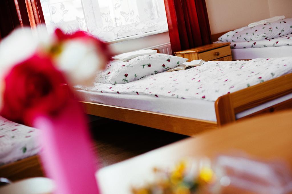 Tanie Noclegi 2 Kielce Phòng bức ảnh